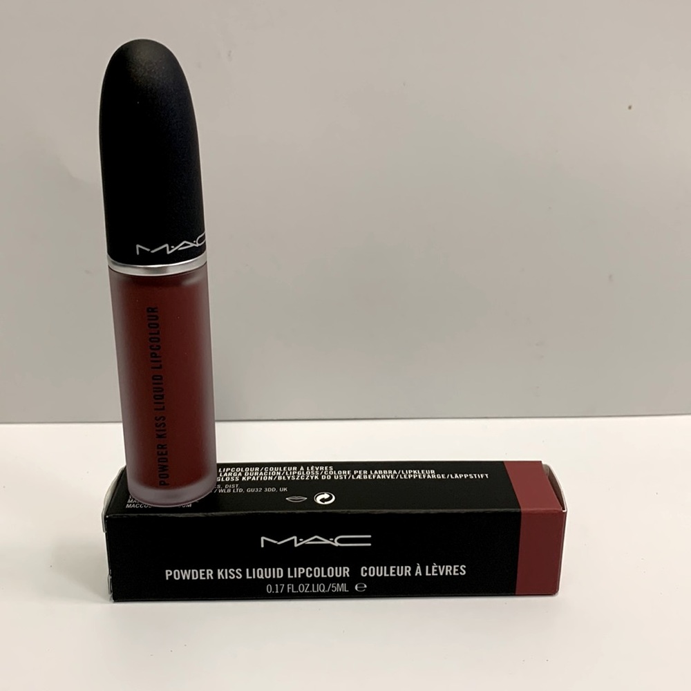 MAC- POWDER KISS LIQUID LIPCOLOUR FASHION EMERGENCY(977) Intense rose brown - Picture 1 of 6